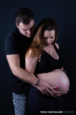 Zwangerschap fotoshoot - Fotograaf Rosmalen